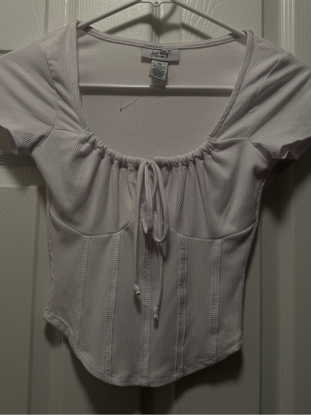 2 white tees